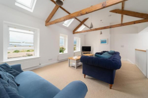 Beach side house in Instow